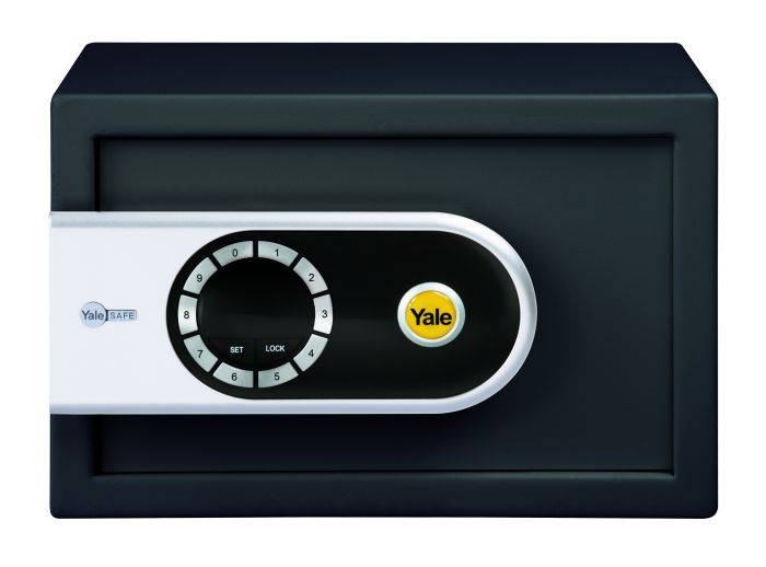 YSEL/200/EG7 safe with digital keypad and Yale branding, designed for secure storage in homes and businesses. Ideal for protecting valuables.